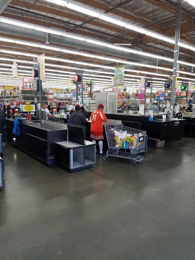 Grocery Store «Superior Grocers», reviews and photos, 9801 Laurel Canyon Blvd, Pacoima, CA 91331, USA