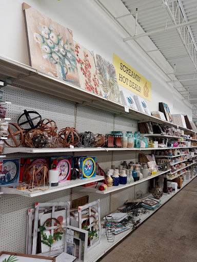Discount Store «Bargain Hunt», reviews and photos, 3137 Dixie Hwy, Erlanger, KY 41018, USA