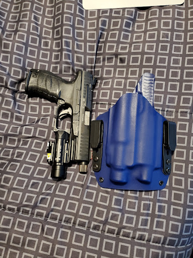 Gun Shop «Black Rhino Concealment», reviews and photos, 24 Center Dr #6, Gilberts, IL 60136, USA