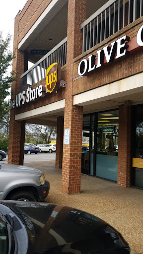 Shipping and Mailing Service «The UPS Store», reviews and photos, 4117 Hillsboro Pike #103, Nashville, TN 37215, USA