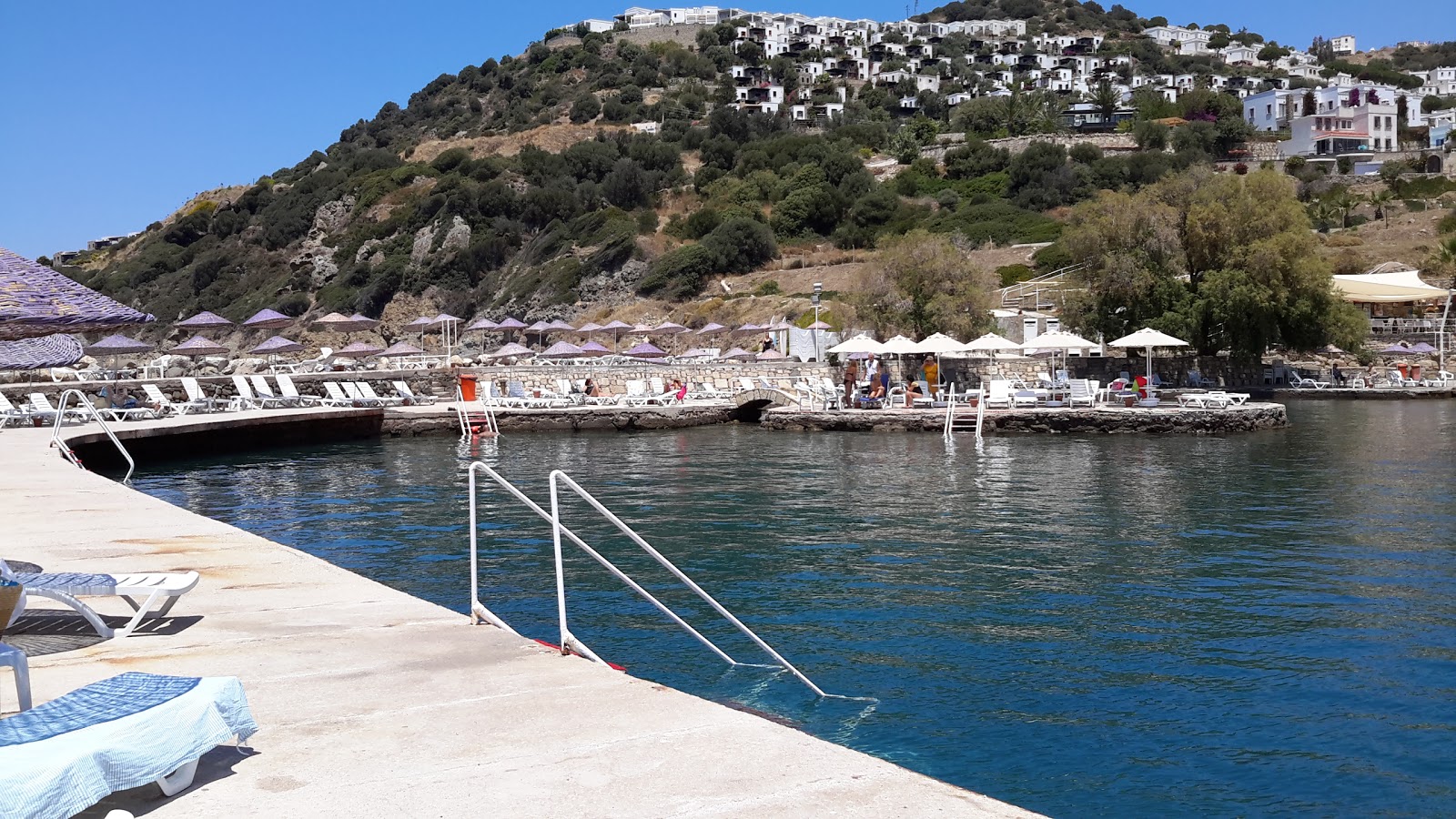 Gümsan Plaji'in fotoğrafı - rahatlamayı sevenler arasında popüler bir yer