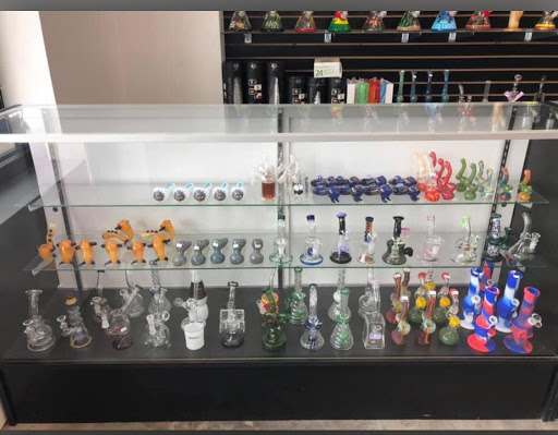 Tobacco Shop «Friends head-shop , tobacco & Hookah lounge», reviews and photos, 3041 E Olive Rd, Pensacola, FL 32514, USA