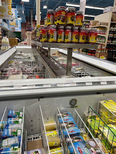 Supermarket «La Mart», reviews and photos, 6711 Bland St, Springfield, VA 22150, USA