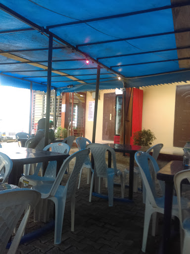 Delicacies Restaurant, 20 Post Office Rd, Alimosho, Lagos, Nigeria, Diner, state Ogun