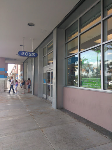 Clothing Store «Ross Dress for Less», reviews and photos, 2525 NE 10th Ct, Homestead, FL 33033, USA