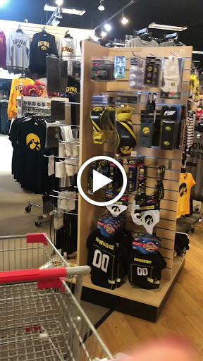 Sportswear Store «Rally House Boardwalk», reviews and photos, 8650 N Boardwalk Ave, Kansas City, MO 64154, USA