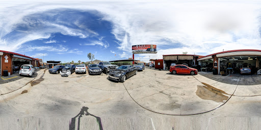 Auto Body Shop «Titan Auto Body», reviews and photos, 9145 N Cave Creek Rd, Phoenix, AZ 85020, USA