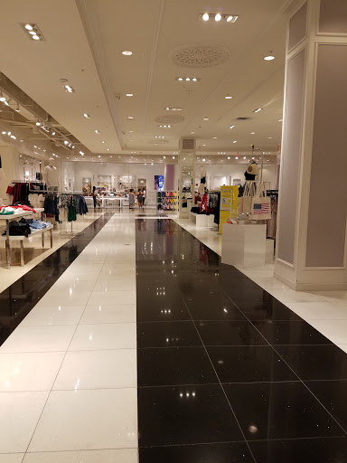 Clothing Store «Forever 21», reviews and photos, 400 Baldwin Ave, Arcadia, CA 91007, USA