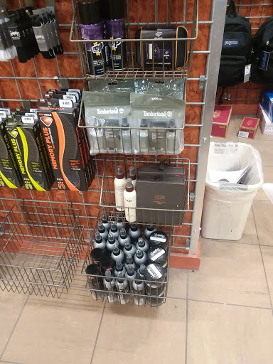 Shoe Store «Journeys», reviews and photos, 11601 108th St #522, Pleasant Prairie, WI 53158, USA