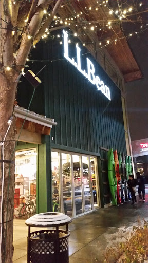 Clothing Store «L.L. Bean», reviews and photos, 1 Ridge Hill Boulevard, Yonkers, NY 10710, USA