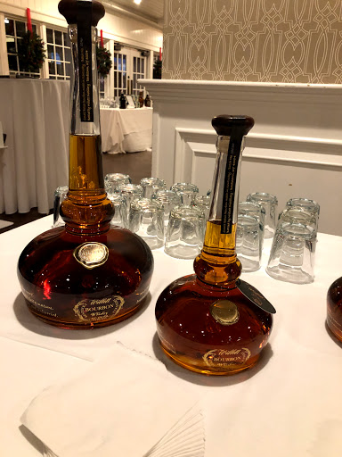 Liquor Store «Passion Vines Wine Bar», reviews and photos, 265 New Rd, Somers Point, NJ 08244, USA