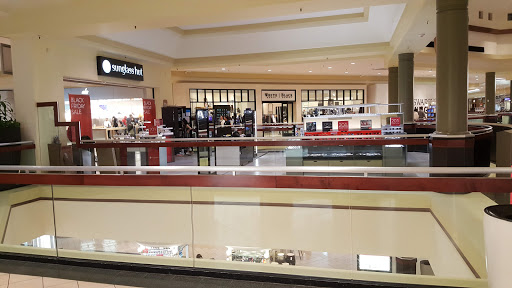 Shopping Mall «Altamonte Mall», reviews and photos, 451 E Altamonte Dr, Altamonte Springs, FL 32701, USA