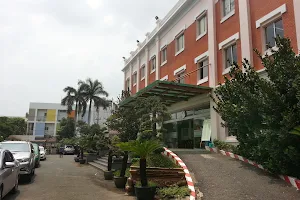 Hong Duc Hospital image