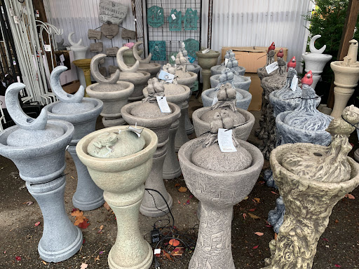 Garden Center «Kent East Hill Nursery», reviews and photos, 11644 SE 240th St, Kent, WA 98031, USA