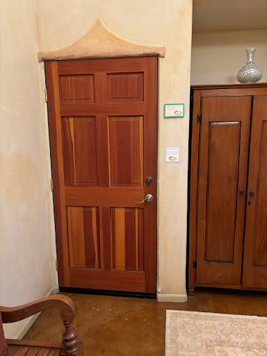 Emerald Iguana Inn image