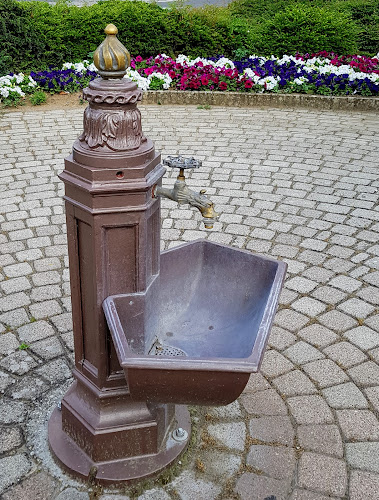 Opinii despre Boglári Pékség în Balatonboglár - Élelmiszerüzlet