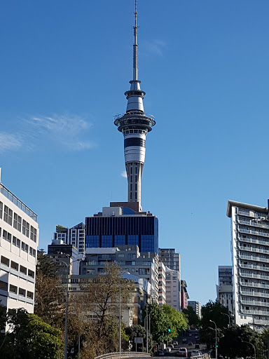 Rooftop bar hotels in Auckland