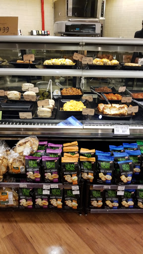 Grocery Store «D & W Fresh Market», reviews and photos, 2181 Wealthy St SE, East Grand Rapids, MI 49506, USA