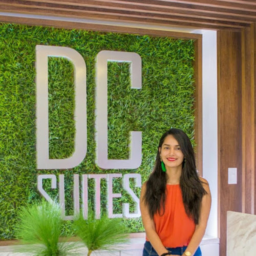 dcsuitesgye.com