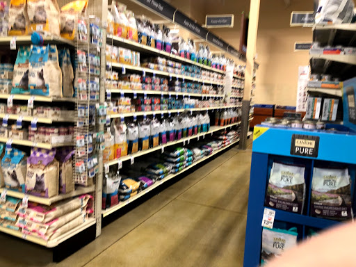 Pet Supply Store «PetSmart», reviews and photos, 2641 Lawndale Dr, Greensboro, NC 27408, USA