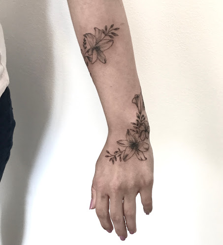 Komentáře a recenze na Nicol tattoo