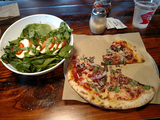 Shopping Mall «Cary Village Square Shopping Center», reviews and photos, 657 Cary Towne Blvd, Cary, NC 27511, USA