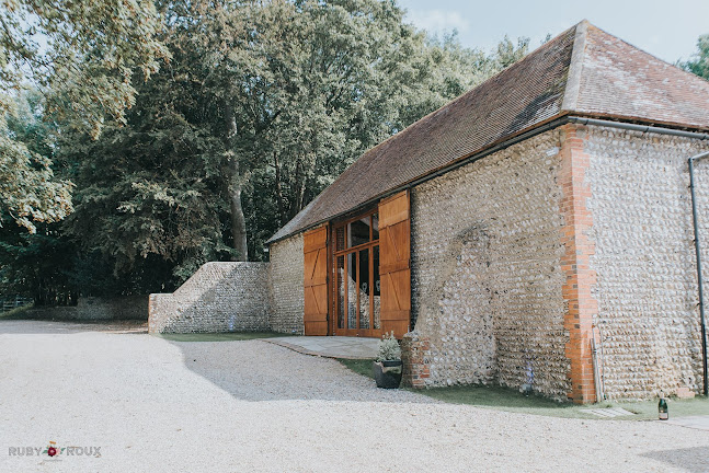 Reviews of Cissbury Barns in Worthing - Event Planner