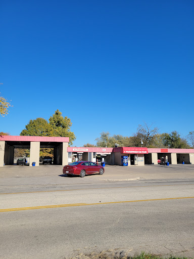 Waterworks Car Wash en Galesburg