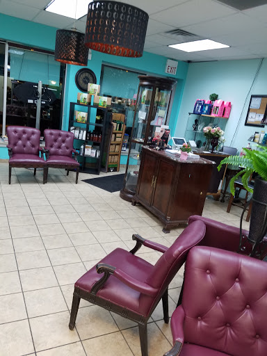 Beauty Salon «Glorious Beauty Salon & Spa», reviews and photos, 5029 W Armitage Ave, Chicago, IL 60639, USA