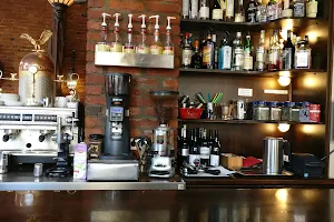 Cafe Bar Phono image