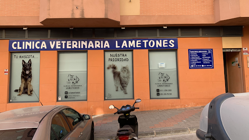 Clínica Veterinaria Lametones - C. Poeta Aurora de Albornoz, nº3, 29010 Málaga, España