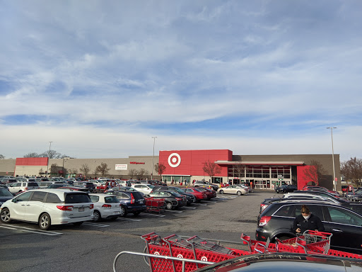 Department Store «Target», reviews and photos, 550 Arsenal St, Watertown, MA 02472, USA