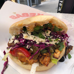 Photo n°145 de KEBAB MAN - BERLINER & KUMPIR à Villeurbanne ()