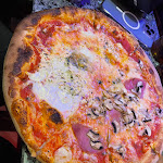 Photo n°2 de l'avis de youssef.e fait le 01/10/2023 à 02:44 sur le  Oregano Pizza Imbiss à Berlin