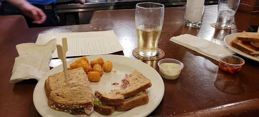 Movie Theater «McMenamins Power Station Theater & Pub», reviews and photos, 2126 SW Halsey St, Troutdale, OR 97060, USA