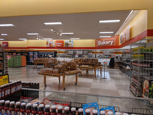 Supermarket «Shoppers Food & Pharmacy - Mondawmin», reviews and photos, 2000 Gwynns Falls Pkwy, Baltimore, MD 21216, USA