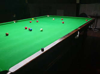 Bear's Pool and snooker bar