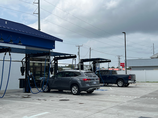 Caliber Car Wash en Kill Devil Hills