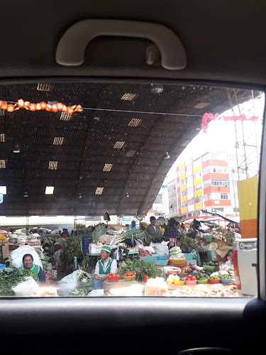 Opiniones de Plaza Primero de Mayo en Ambato - Mercado