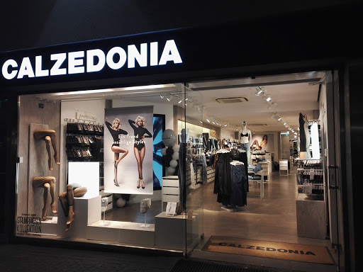 Läden, um Bikinis mit hoher Taille zu kaufen Düsseldorf