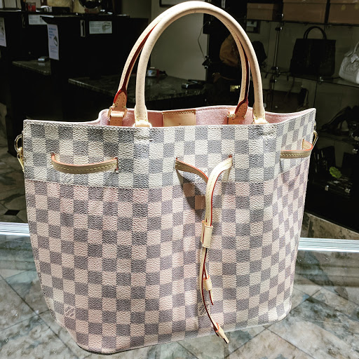 Pawn Shop «Dynasty Jewelry And Loan Pawn Shop», reviews and photos, 5075 Jimmy Carter Blvd, Norcross, GA 30093, USA