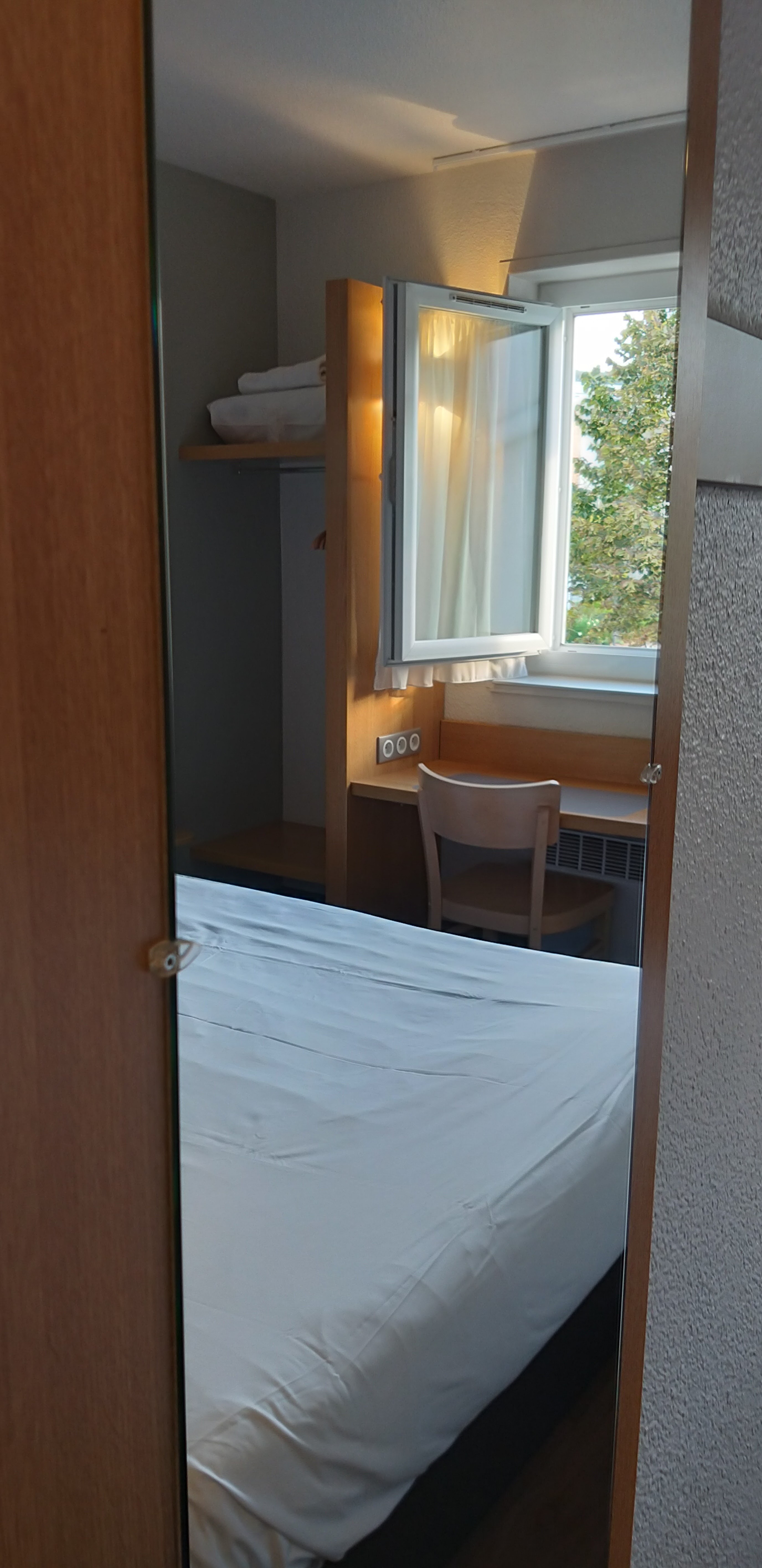 Photo n° 34 de l'avis de unmecdesannees80. fait le 21/08/2019 à 09:02