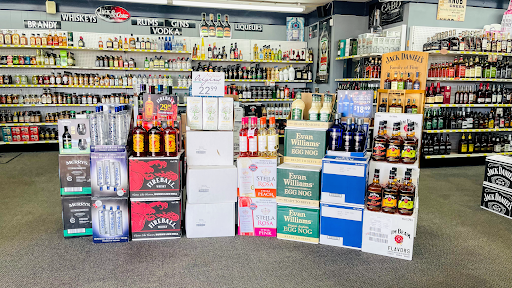 Liquor Store «North Jackson Wine & Spirits», reviews and photos, 1962 N Jackson St, Tullahoma, TN 37388, USA