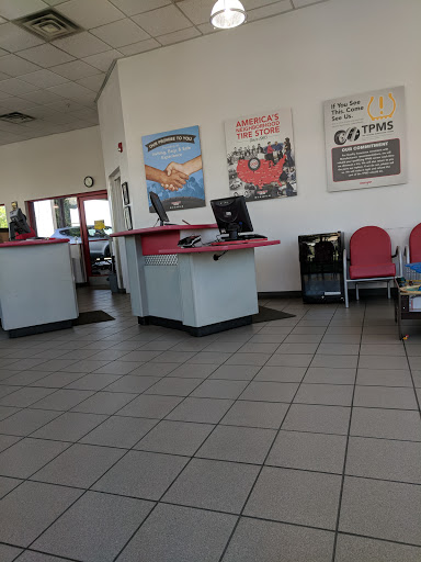 Tire Shop «Discount Tire Store - Lindon, UT», reviews and photos, 564 Lindon Park Dr #1137, Lindon, UT 84042, USA