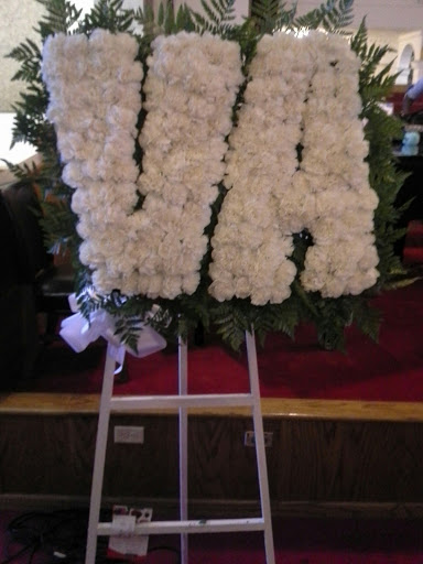 Florist «Roses are Red Flower Boutique», reviews and photos, 9303 S Halsted St, Chicago, IL 60620, USA