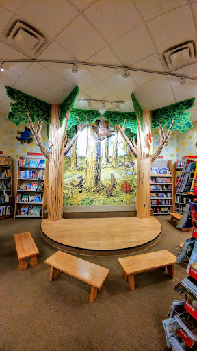 Book Store «Barnes & Noble», reviews and photos, 1 Levee Way, Newport, KY 41071, USA