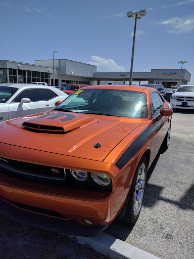 Car Dealer «Gator Chrysler Dodge Jeep», reviews and photos, 840 S Harbor City Blvd, Melbourne, FL 32901, USA
