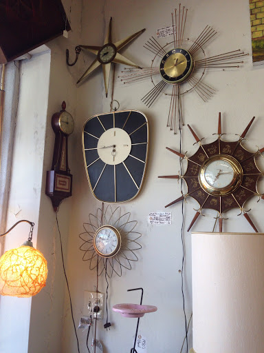 Furniture Store «San Antonio Furniture Finders», reviews and photos, 617 Fredericksburg Rd, San Antonio, TX 78201, USA