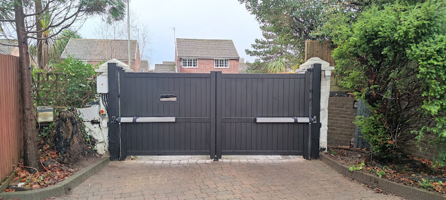 Reviews of Azure Gate and Door Services in Swansea - Parking garage