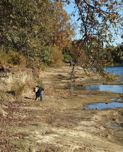 Sarah Court River Access image